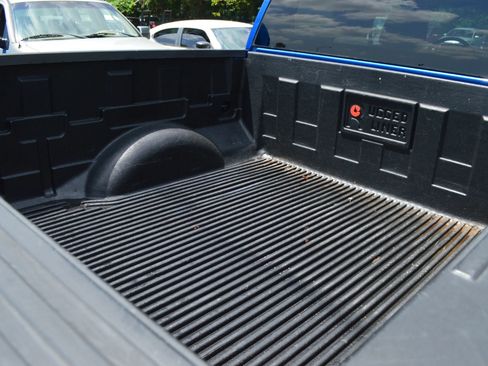 Used 2010 Ford F150 XLT AWD/4WD image 10