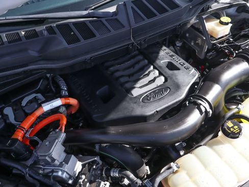 Used 2022 Ford F150 Limited image 15