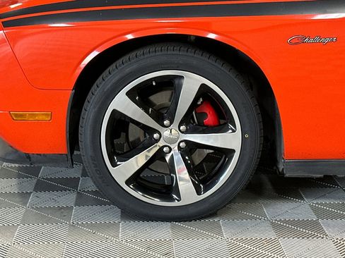 Used 2013 Dodge Challenger R/T image 38