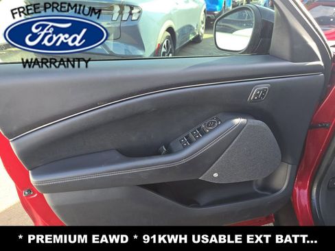 Used 2022 Ford Mustang Mach-E Premium image 11