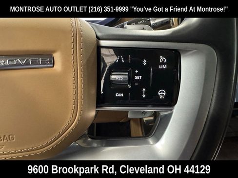 Used 2022 Land Rover Range Rover Long Wheelbase SE image 19