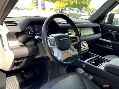 Used 2020 Land Rover Defender 110 S image 16