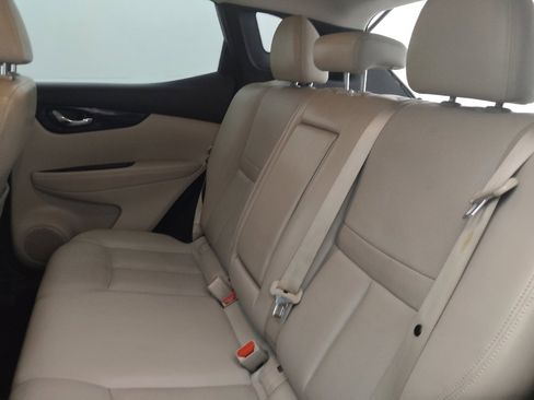 Used 2019 Nissan Rogue Sport SL FWD image 18