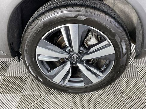 Used 2023 Nissan Rogue SL w/ SL Premium Package AWD/4WD image 35