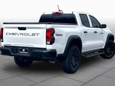 Used 2024 Chevrolet Colorado Trail Boss w/ Technology Package AWD/4WD image 12