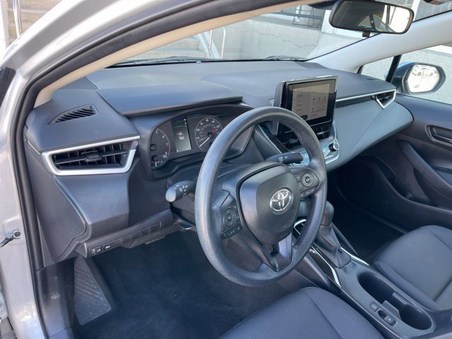Used 2025 Toyota Corolla LE FWD image 7
