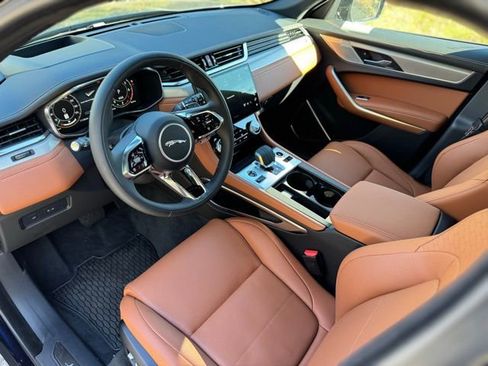 New 2026 Jaguar F-PACE R-Dynamic S image 12