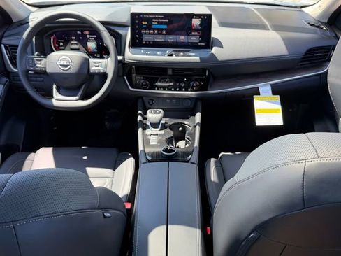 New 2026 Nissan Rogue Platinum AWD/4WD image 25