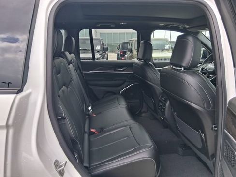 New 2026 Jeep Grand Cherokee Limited w/ Limited Altitude Package RWD image 23
