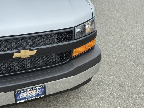 New 2026 Chevrolet Express 2500 RWD image 35