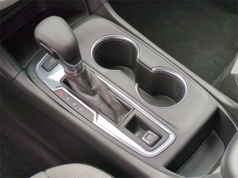 Certified 2023 Chevrolet Equinox LS w/ LS Convenience Package image 16