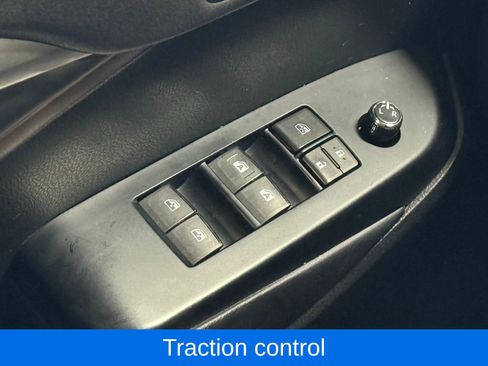 Used 2016 Toyota Highlander XLE image 31