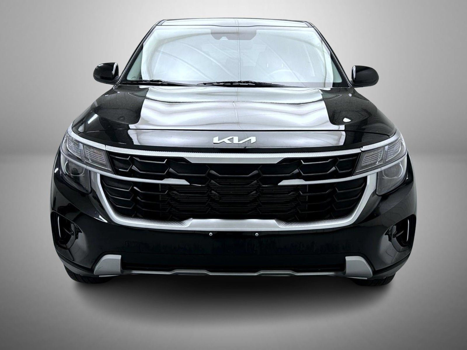 Used 2026 Kia Seltos LX AWD/4WD image 2