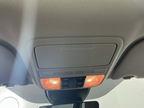 Certified 2026 Honda Odyssey EX-L image 10