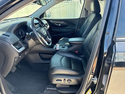 Used 2024 GMC Terrain SLT AWD/4WD image 13