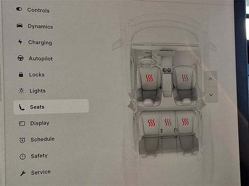 Used 2023 Tesla Model Y Long Range image 23