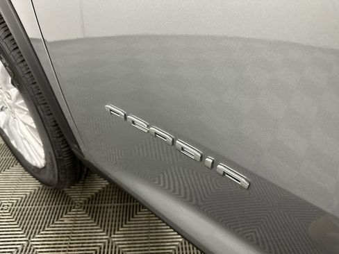 New 2026 GMC Acadia Elevation w/ Elevation Premium Package FWD image 30