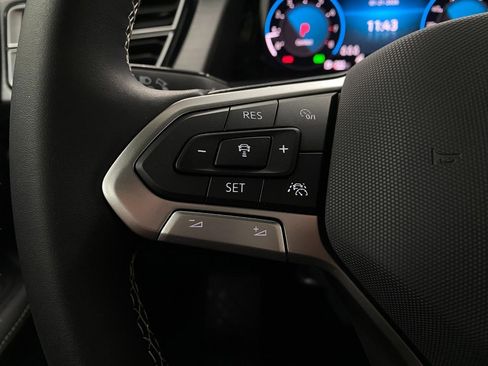 New 2026 Volkswagen Atlas Cross Sport SE image 17