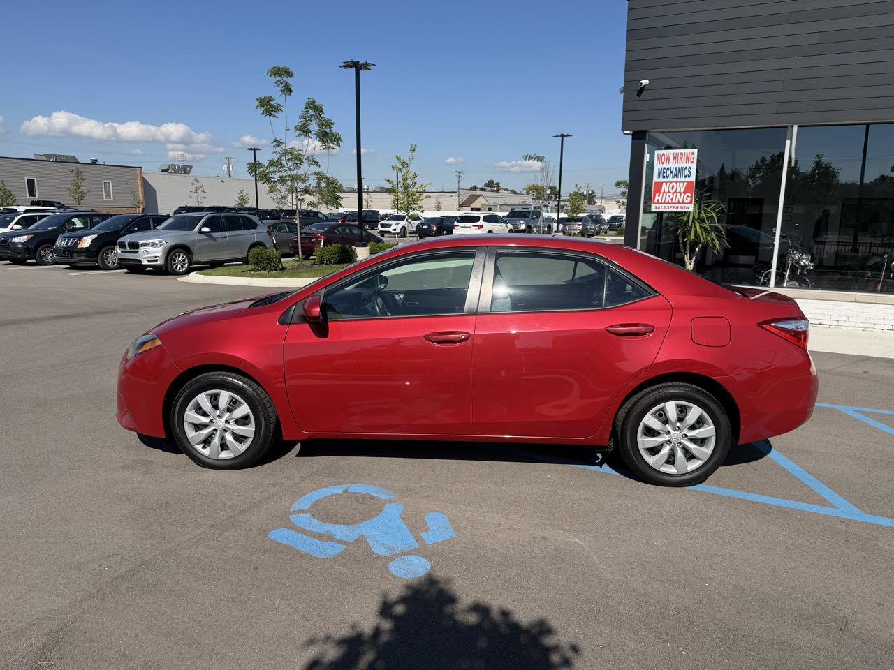 Used 2015 Toyota Corolla LE FWD image 8