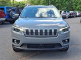 Used 2021 Jeep Cherokee Latitude Lux w/ Comfort/Convenience Group image 3
