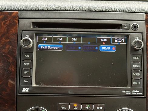 Used 2011 GMC Yukon Denali image 22