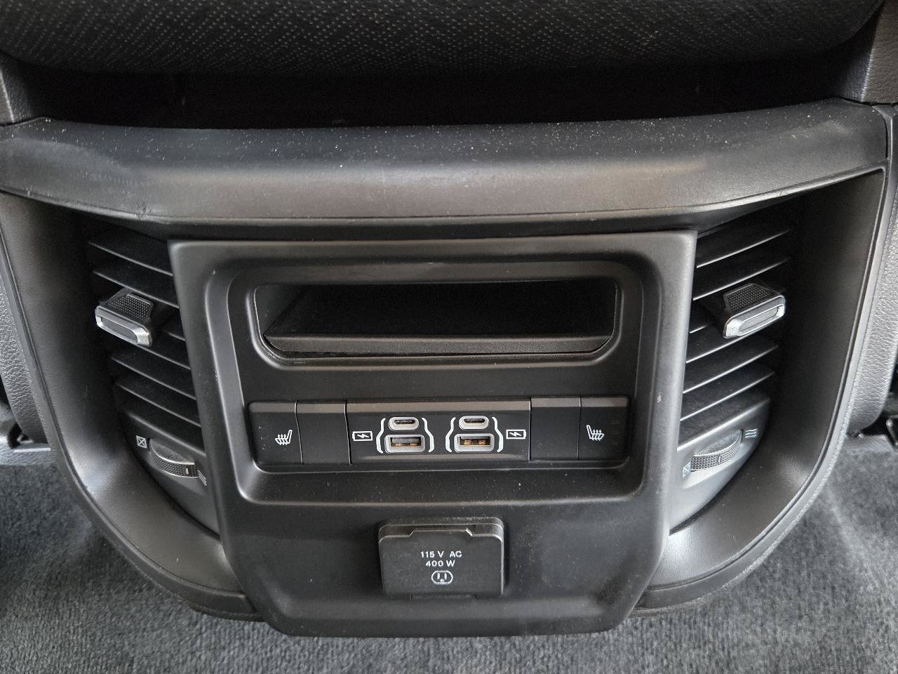 Used 2022 RAM 1500 Laramie AWD/4WD image 34