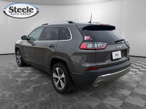 Certified 2019 Jeep Cherokee Limited image 3