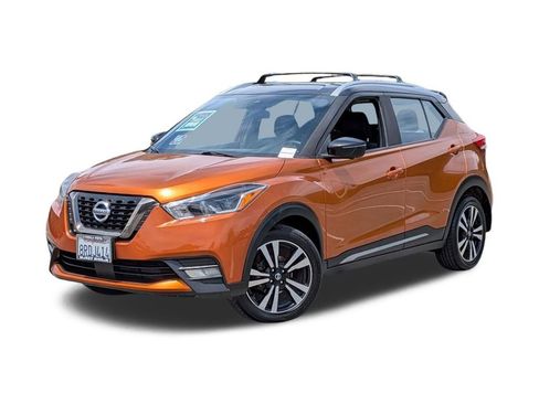 Used 2020 Nissan Kicks SR FWD image 1