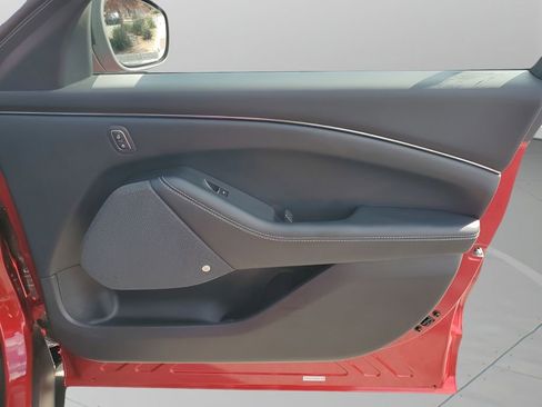 Used 2021 Ford Mustang Mach-E Premium image 13