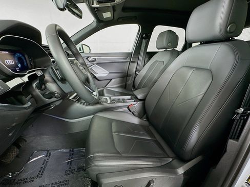 Used 2025 Audi Q3 2.0T Premium Plus w/ Premium Plus Package image 18