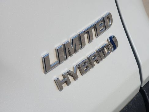 Certified 2023 Toyota RAV4 Limited AWD/4WD image 11