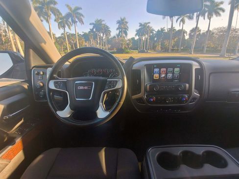 Used 2017 GMC Sierra 1500 SLE w/ SLE Value Package AWD/4WD image 19