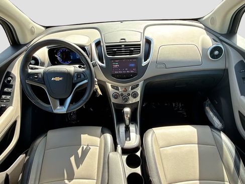 Used 2016 Chevrolet Trax LTZ FWD image 15