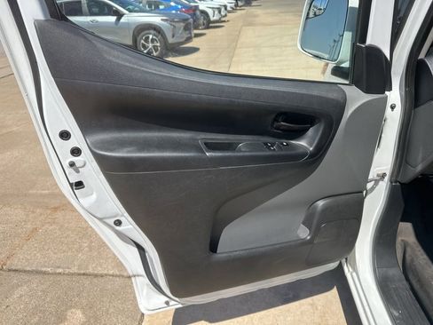 Used 2015 Chevrolet City Express LS w/ Appearance Package image 6