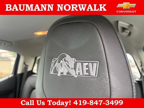 Used 2021 Chevrolet Colorado ZR2 w/ Colorado ZR2 Bison Edition AWD/4WD image 25
