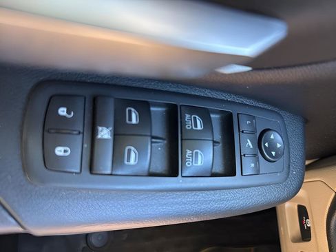 Used 2021 RAM 1500 Big Horn image 43