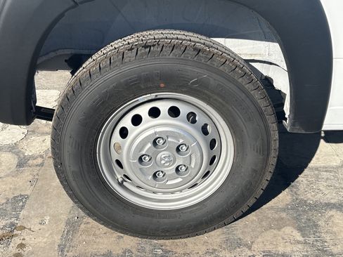 New 2026 RAM ProMaster 3500 w/ Premium Convenience Group image 7