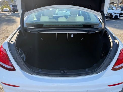 Used 2020 Mercedes-Benz E 350 Sedan image 7