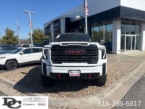 New 2026 GMC Sierra 2500 AT4 w/ AT4 Premium Plus Package AWD/4WD image 2