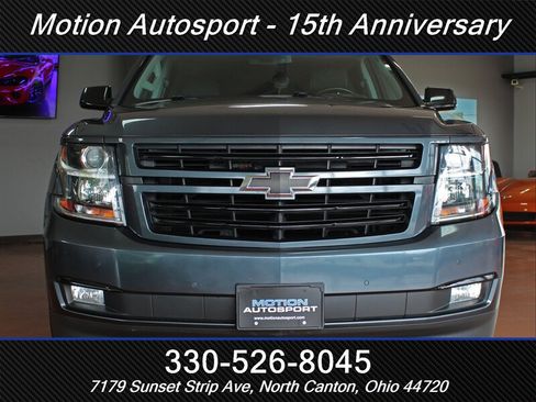 Used 2019 Chevrolet Suburban Premier w/ RST 6.2L Performance Edition AWD/4WD image 3