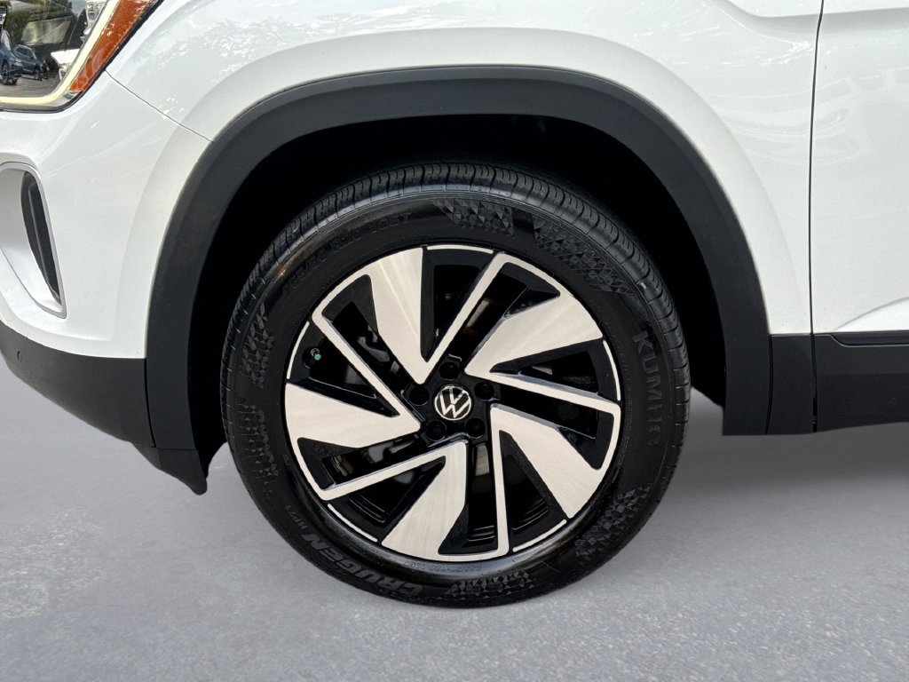 Used 2024 Volkswagen Atlas SE FWD image 18
