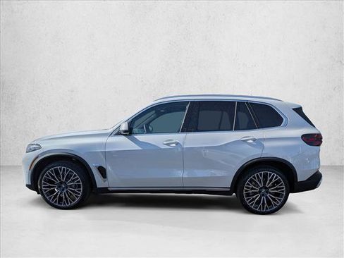 New 2026 BMW X5 xDrive40i AWD/4WD image 5