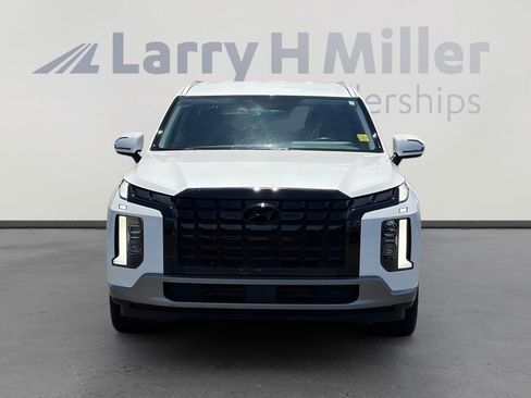 Used 2023 Hyundai Palisade SEL w/ Cargo Package FWD image 4