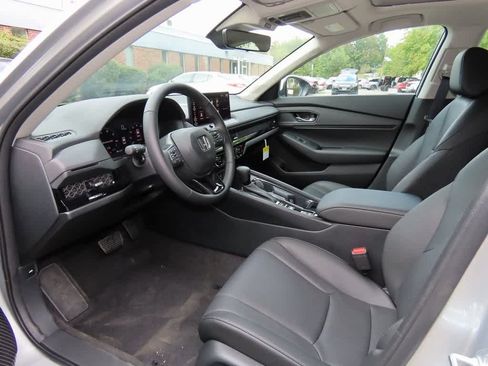 New 2025 Honda Accord EX-L image 2