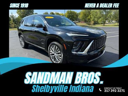Used 2025 Buick Enclave Avenir w/ Super Cruise Package image 1
