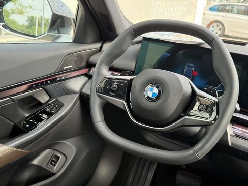Used 2026 BMW 540i xDrive AWD/4WD image 14