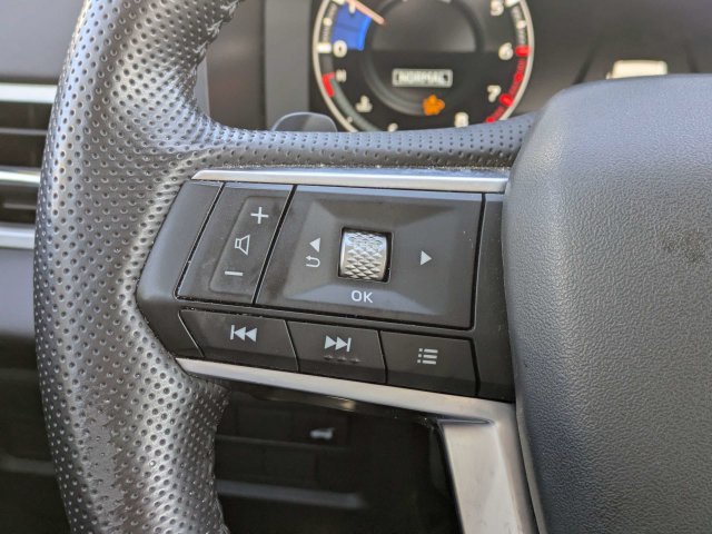 Used 2024 Mitsubishi Outlander SEL FWD image 27