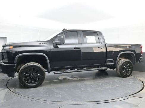 Used 2021 Chevrolet Silverado 2500 LT w/ All Star Edition AWD/4WD image 11
