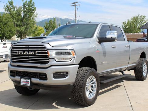 Used 2024 RAM 3500 Laramie w/ Sport Appearance Package AWD/4WD image 39