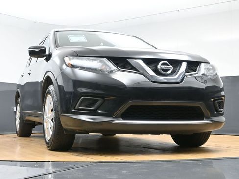 Used 2015 Nissan Rogue S image 45